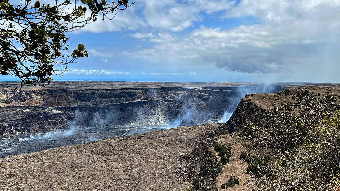 キラウエア火山　ハワイ